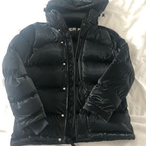 The Super Puff TNA Liquid Black size small